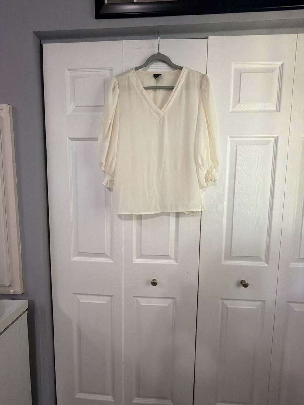 Worthington Petite V-Neck Long Puff Sleeve Blouse